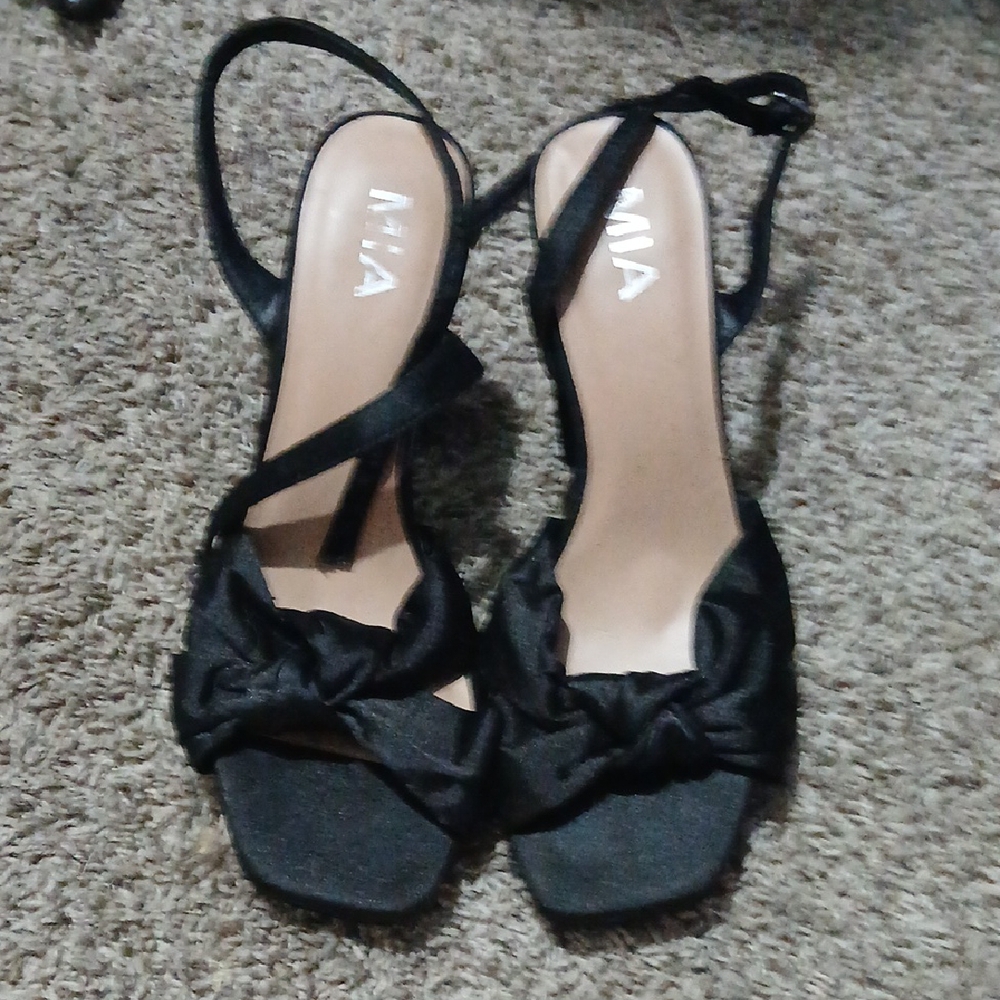 MIA Black Strappy Women's Sandals